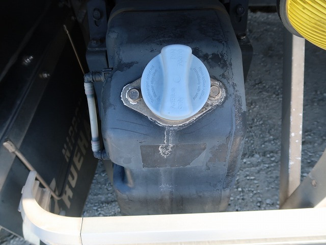 中古トラック 三菱ふそう冷凍ウィング #14