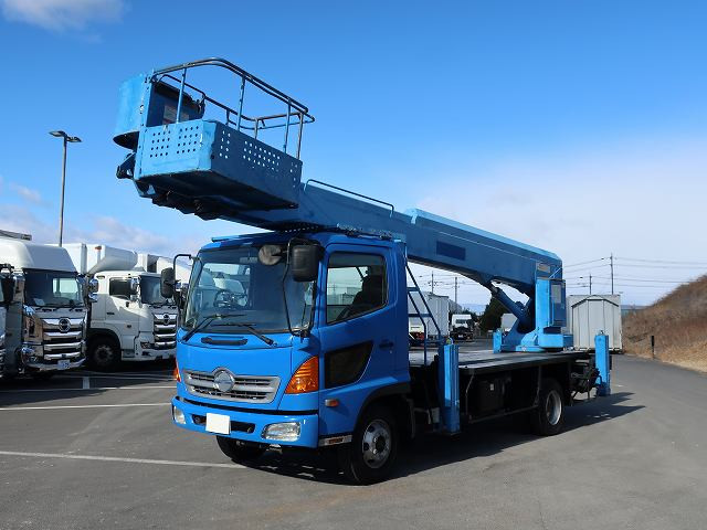 中古トラック 日野 レンジャー 中型高所作業車