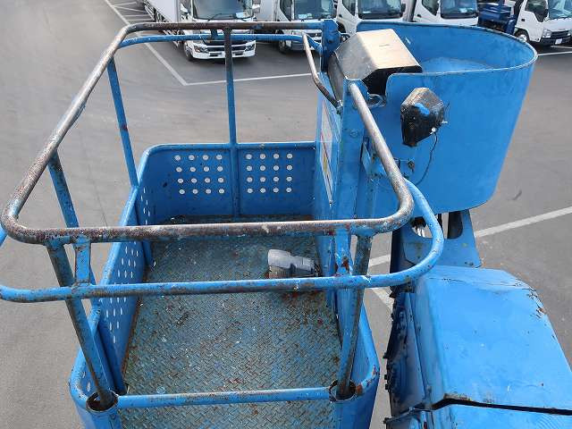 中古トラック 日野高所作業車 ＃7