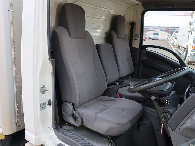 中古トラック いすゞアルミバン ＃11