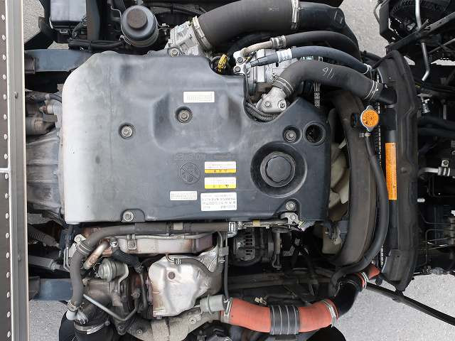 中古トラック いすゞアルミバン ＃9