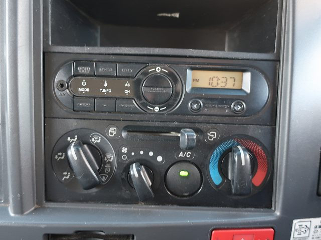 中古トラック いすゞアルミバン ＃18