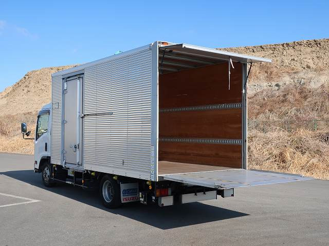 中古トラック いすゞアルミバン ＃4