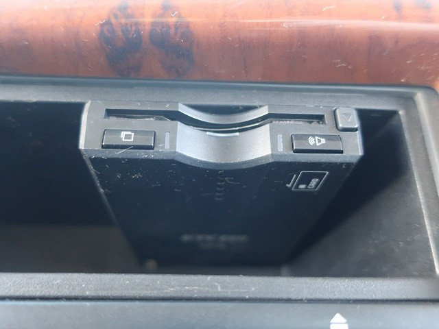 中古トラック いすゞ フォワード 中型アルミウィング