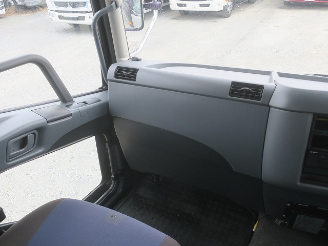 中古トラック 三菱ふそうクレーン付セルフローダー ＃14