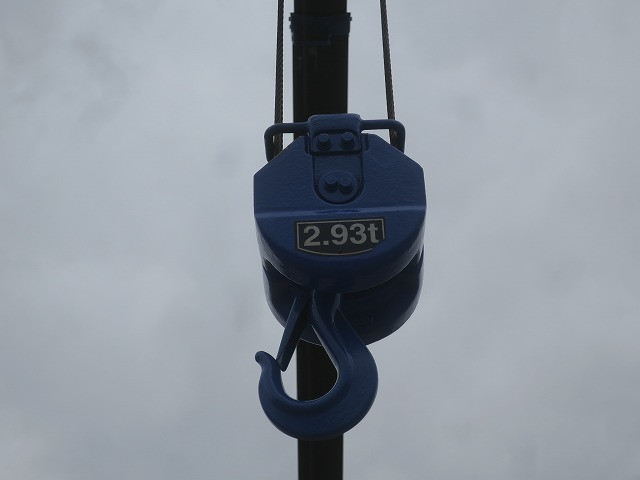 中古トラック 三菱ふそうクレーン付セルフローダー ＃9