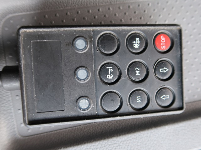 中古トラック UDトラックストラクタヘッド ＃20