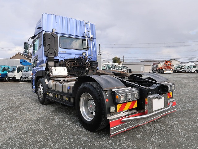 中古トラック UDトラックストラクタヘッド ＃4