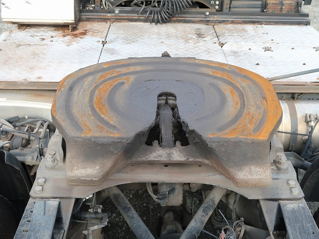 中古トラック UDトラックストラクタヘッド ＃6