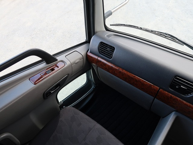 中古トラック UDトラックストラクタヘッド ＃14