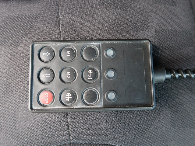 中古トラック UDトラックストラクタヘッド ＃21