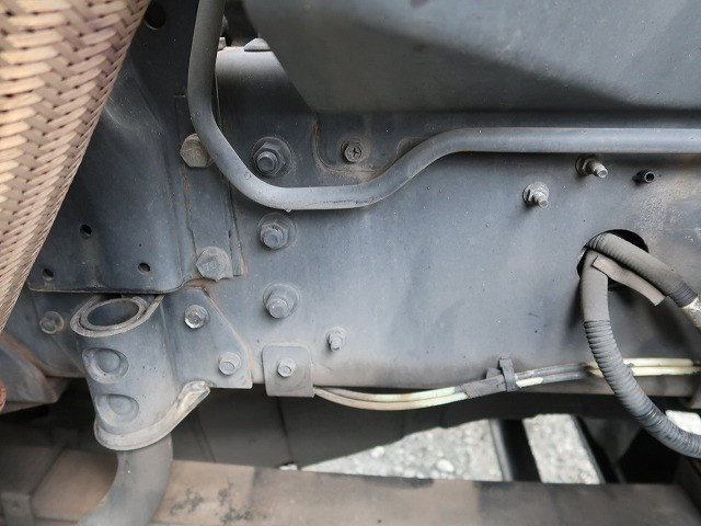 中古トラック UDトラックストラクタヘッド ＃10