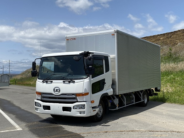 2013 UD Trucks Condor Medium Aluminum Van 6200 Wide Combination Gate 