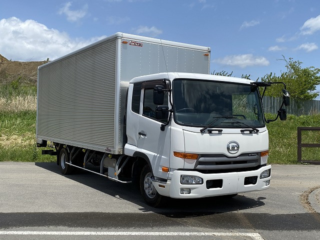 中古トラック UDトラックス コンドル 中型アルミバン