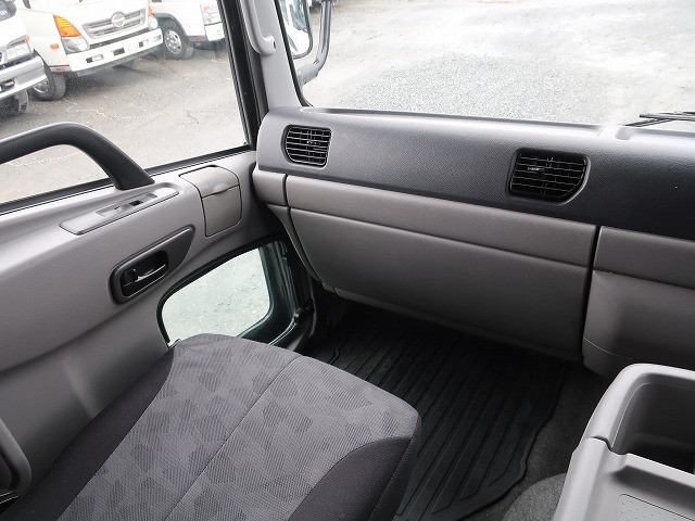 中古トラック UDトラックスアルミバン ＃12