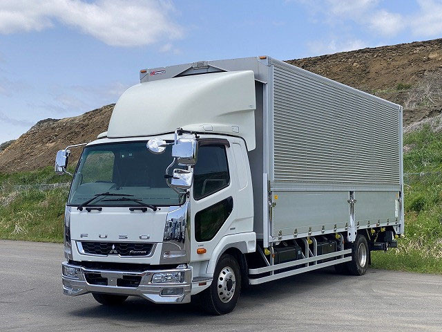 2017 Mitsubishi Fuso Fighter Medium Aluminum Wing Custom 6700 Standard Internal Height 254cm Combination Gate 3-tier Lashing Rail Bed Included 240 Horsepower Aluminum Wheels ★Actual Mileage on Meter Approx. 120,000km★