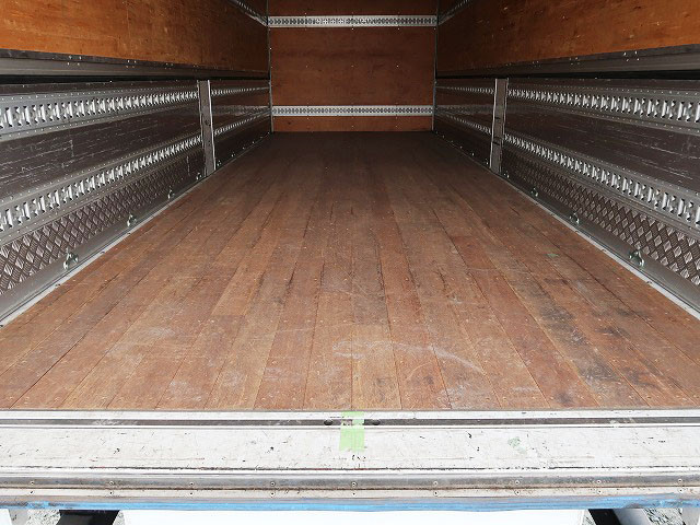 中古トラック 三菱ふそうアルミウィング ＃8