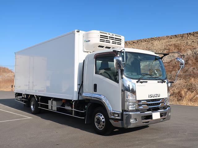 中古トラック いすゞ冷凍バン ＃2