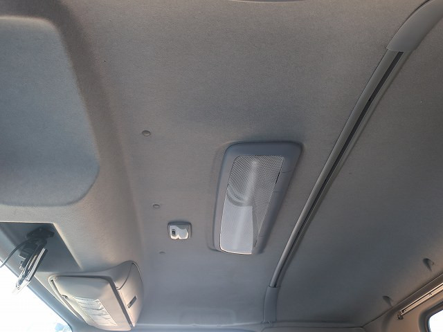 中古トラック いすゞ冷凍バン ＃24