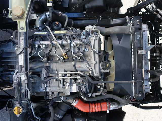 中古トラック 三菱ふそうアルミウィング ＃13