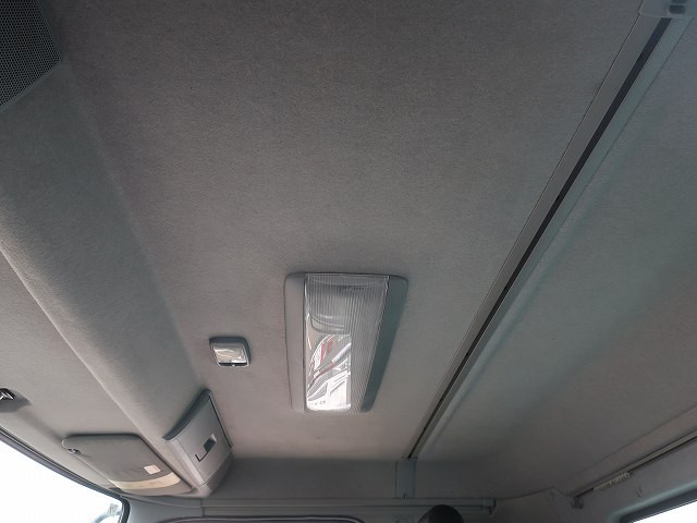 中古トラック UDトラックスコンクリートミキサー車 ＃24