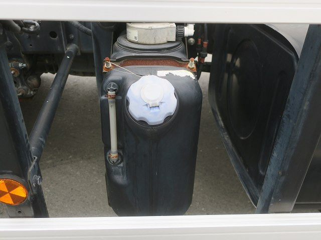 中古トラック 日野粉粒体運搬車 ＃10