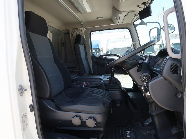 中古トラック 日野冷凍バン ＃13