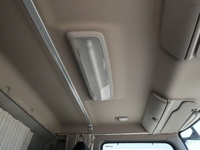 中古トラック 日野冷凍バン ＃24