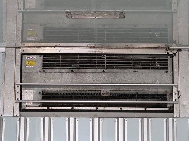 中古トラック 日野冷凍バン ＃7