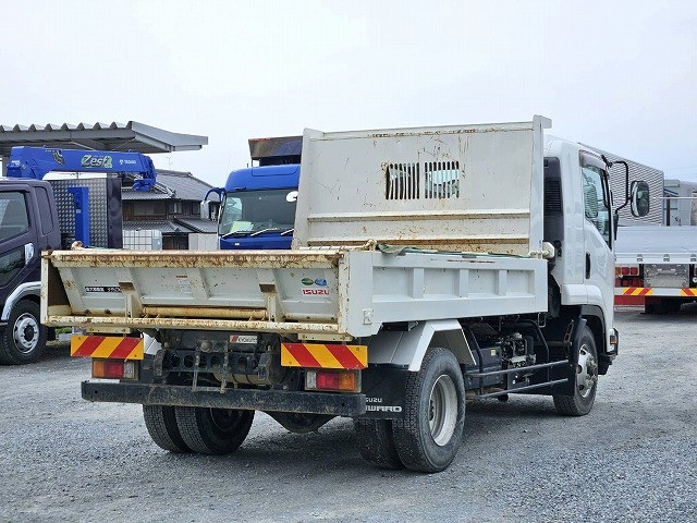 中古トラック いすゞダンプ ＃3