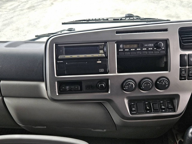 中古トラック UDトラックスアルミバン ＃13