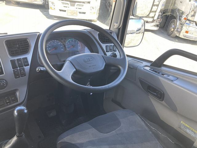 中古トラック UDトラックスアルミバン ＃13