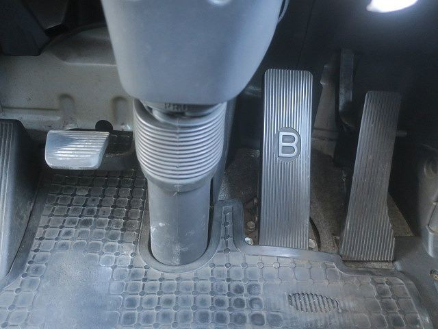 中古トラック UDトラックスアルミバン ＃22