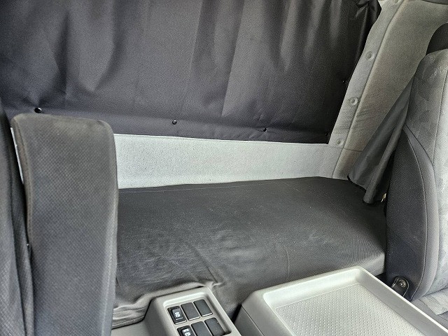 中古トラック UDトラックスアルミバン ＃23