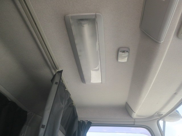 中古トラック UDトラックスアルミバン ＃24