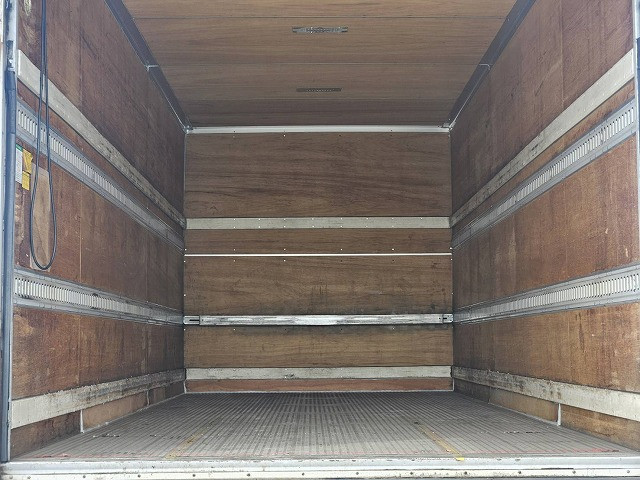 中古トラック UDトラックスアルミバン ＃6