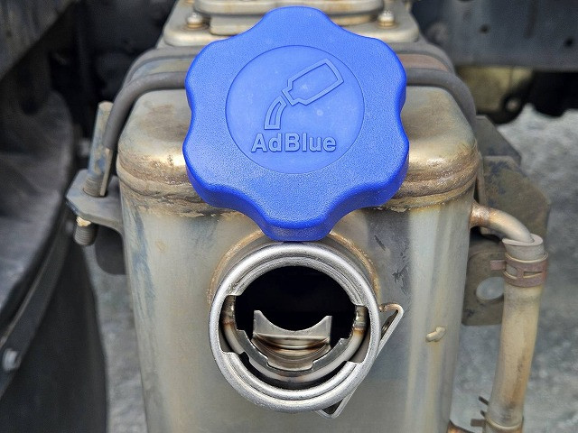 中古トラック UDトラックスアルミバン ＃9