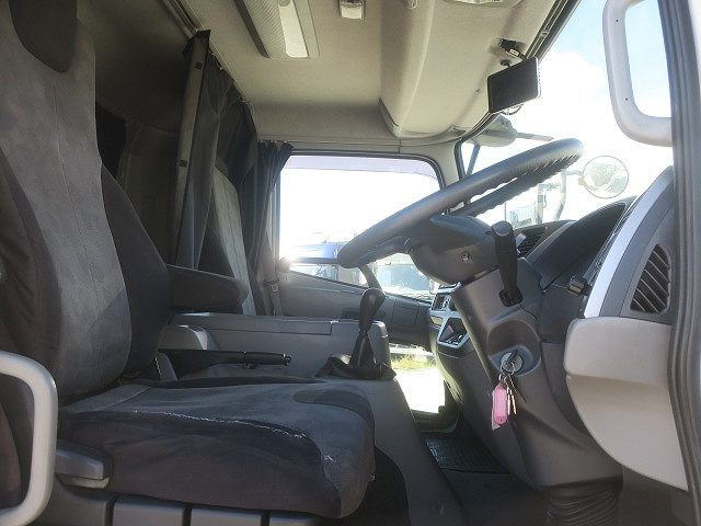 中古トラック UDトラックスアルミバン ＃10