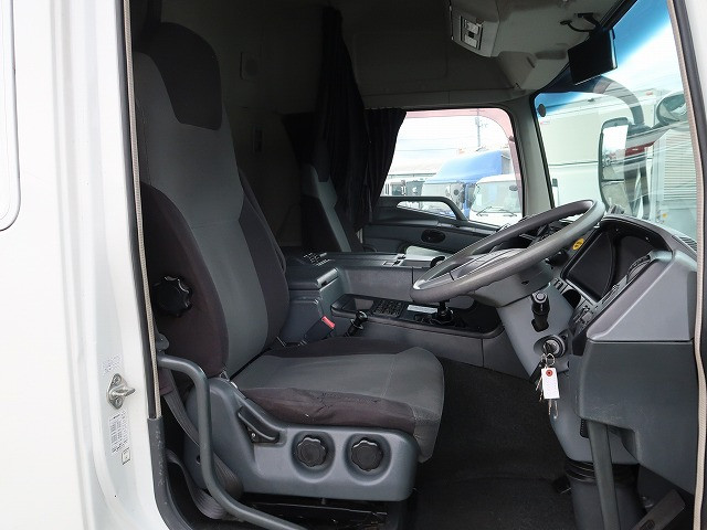 中古トラック 三菱ふそうアルミウィング ＃14