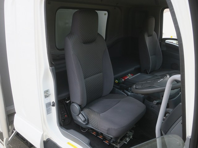 中古トラック いすゞアルミウィング ＃13