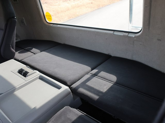 中古トラック 三菱ふそうトラクタヘッド ＃23