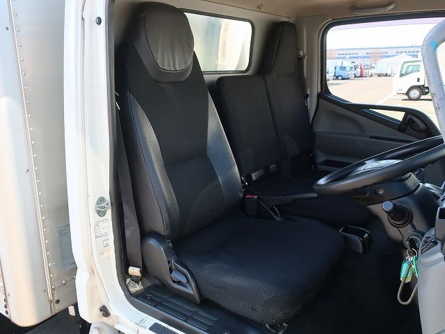 中古トラック 三菱ふそうアルミバン ＃12