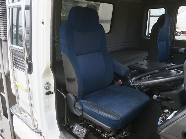 中古トラック いすゞ平ボディアルミブロック ＃13