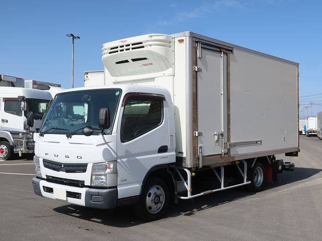 [Vehicle for Lease Rental Only] 2014 Mitsubishi Fuso Canter 2-ton Refrigerated Van, Wide and Long, 203cm Interior Height, PG Storage, -30° Degree Adjustment, Two-Tier Left-Sliding Door, Fully Low-Floor [Eligible for Medium-Duty Licenses (Excluding 5-ton Vehicles)] ★Approximately 80,000 km on the Metered Mileage Chart/Vehicle Inspection Valid until February 2016★