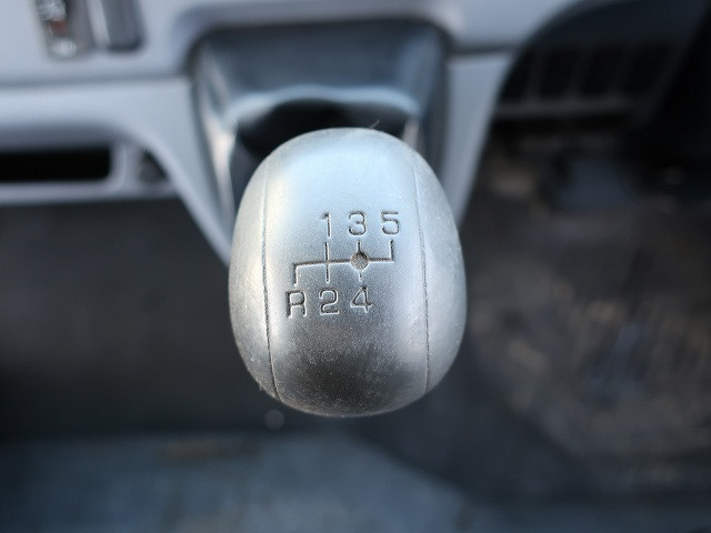 中古トラック 三菱ふそう冷凍バン ＃19