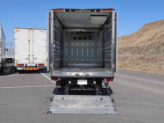 中古トラック 三菱ふそう冷凍バン ＃5