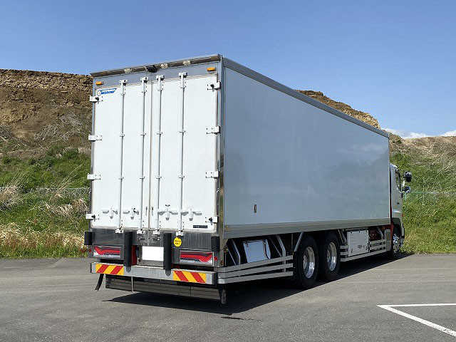 中古トラック 日野冷凍バン ＃3