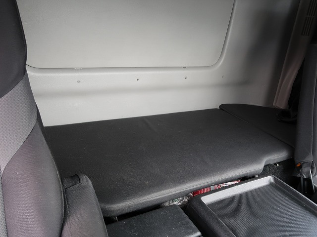 中古トラック 日野冷凍バン ＃23