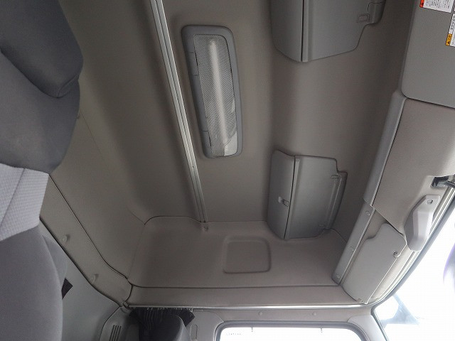 中古トラック 日野トラクタヘッド ＃24