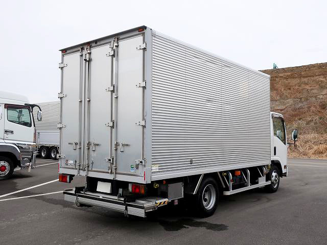 中古トラック いすゞアルミバン ＃3